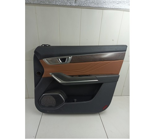 Обшивка двери передняя правая