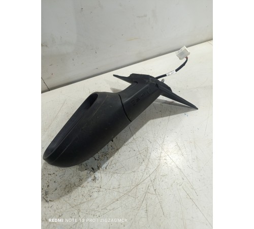 Зеркало заднего вида левое