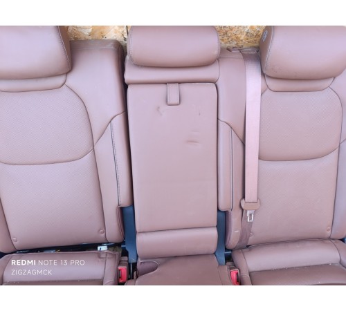 Задний ряд сидений