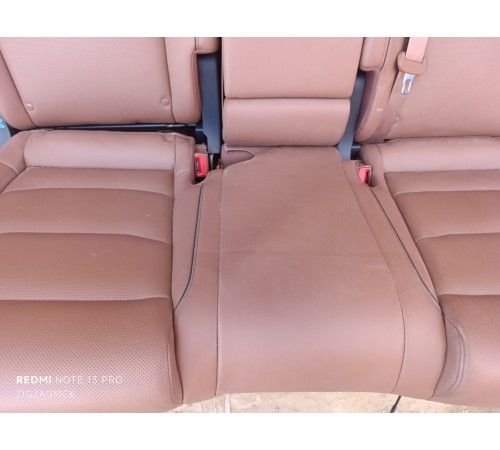 Задний ряд сидений