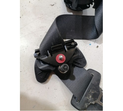 Ремень безопасности передний левый