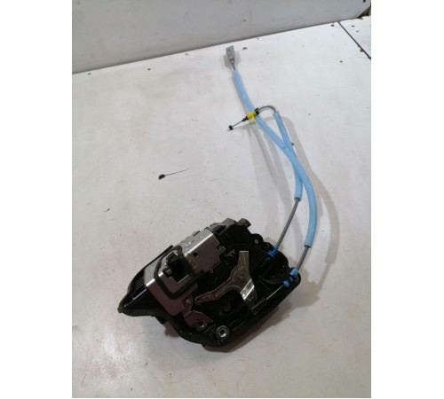 Замок двери задний правый