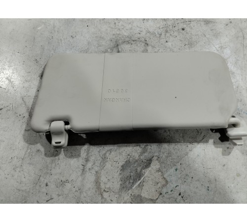 Солнцезащитный козырек левый