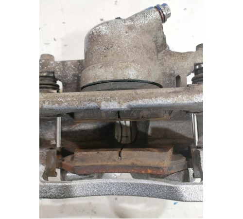 Суппорт тормозной передний правый