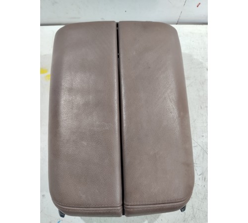 Подлокотник