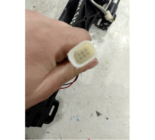 Ручка двери передняя левая внешняя