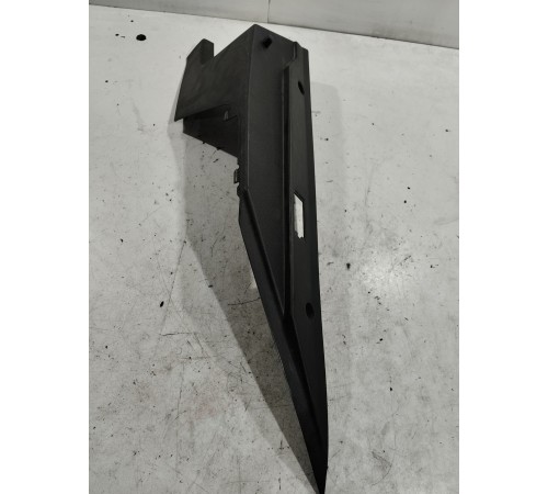 Обшивка стойки (задняя левая)