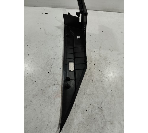 Обшивка стойки (задняя левая)