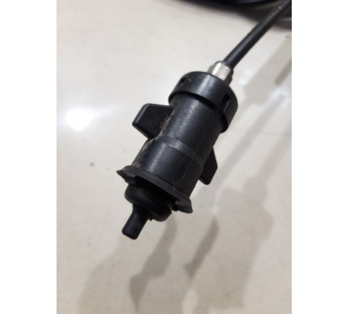 Трос лючка бензобака с активатором