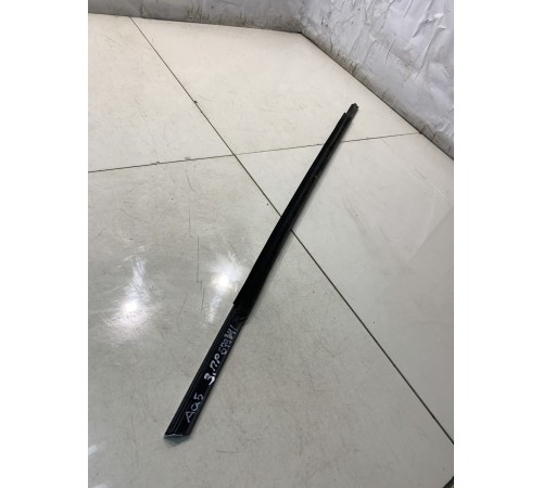 Уплотнитель стекла (задний, правый, наружний)