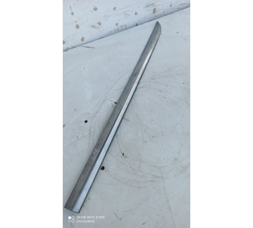 Молдинг двери(задний левый)