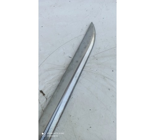 Молдинг двери(задний левый)