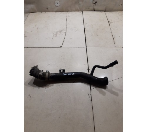 Патрубок системы охлаждения (металлический)