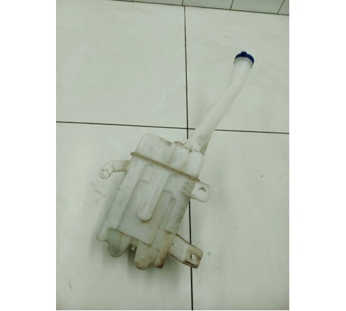 Бачок омывателя лобового стекла