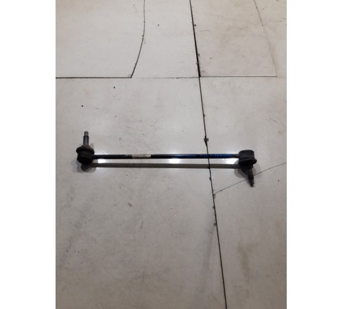 Стойка стабилизатора передняя левая