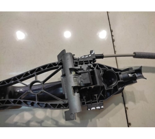 Ручка двери (задняя, правая, внешняя)