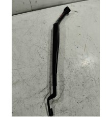 Поводок стеклоочистителя левый