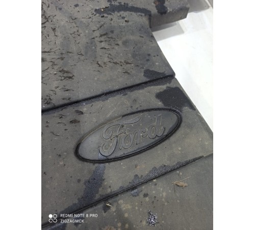 Накладка двигателя декоративная