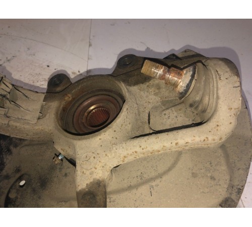 Кулак поворотный перед. прав.