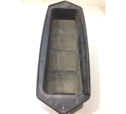 Дефлектор воздушный задний левый