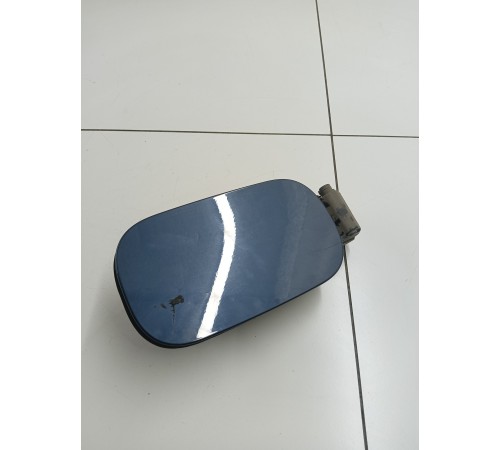 Лючок бензобака в сборе