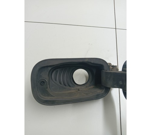 Лючок бензобака в сборе