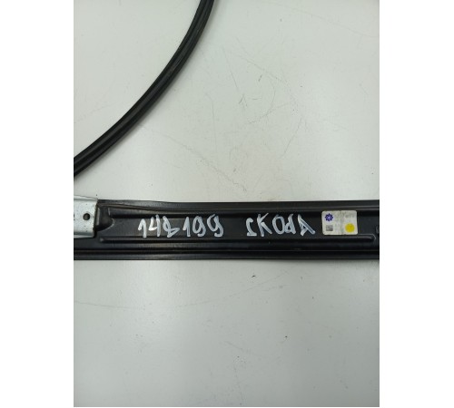 Стеклоподъемник двери передний правый