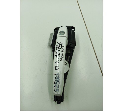 Ручка двери наружная передняя левая в сборе