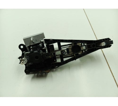 Ручка двери наружная передняя левая в сборе