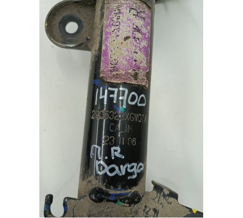 Стойка амортизатор подвески передний правый в сборе