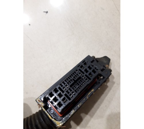 Электропроводка двери (передняя левая)