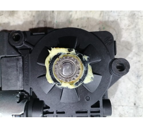 Моторчик люка