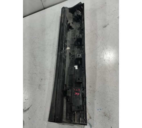 Накладка двери задняя правая