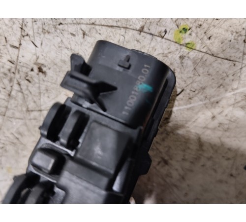 Замок лючка топливного бака