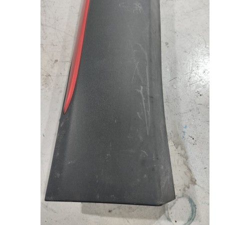 Накладка двери задняя правая