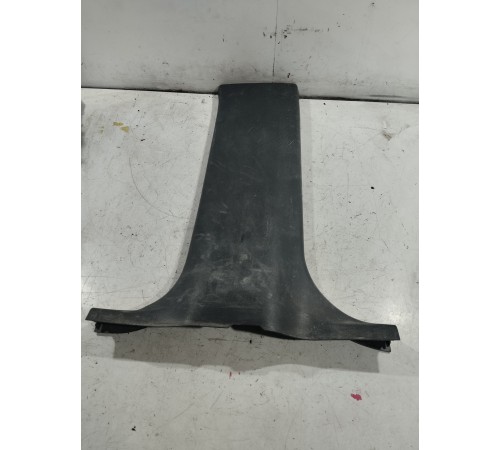 Обшивка средней стойки левая нижняя