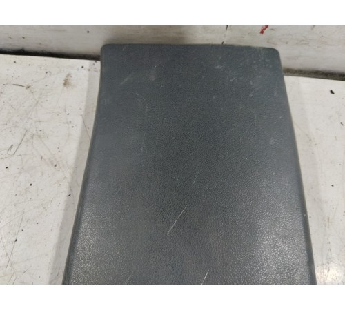 Обшивка средней стойки левая нижняя