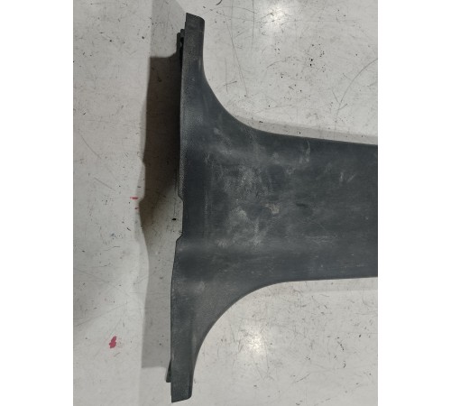 Обшивка средней стойки левая нижняя