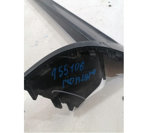 Накладка крышки багажника левая