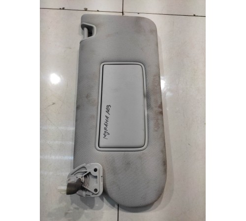 Козырёк солнцезащитный (левый)