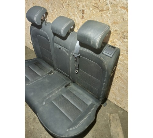Задний ряд сидений