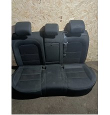 Задний ряд сидений