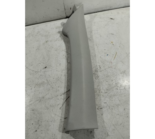Обшивка стойки лобового стекла правая