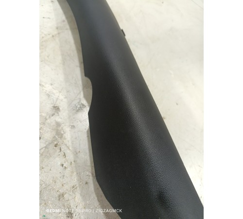 Обшивка багажника задняя правая