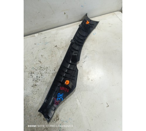 Обшивка багажника задняя правая