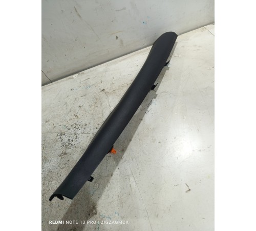 Обшивка багажника задняя правая