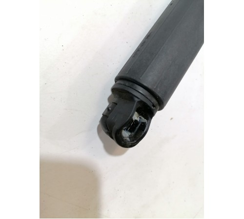 Амортизатор крышки багажника правый