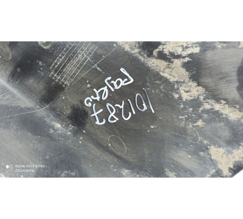 Кожух горловины топливного бака