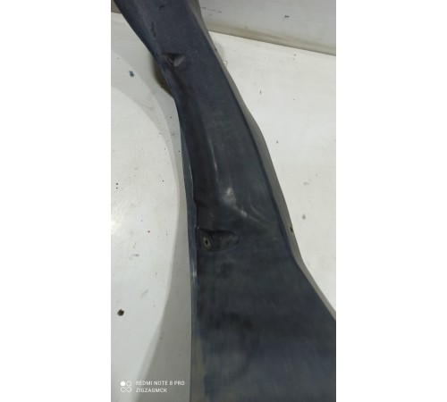 Кожух горловины топливного бака