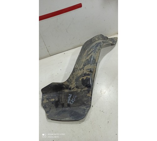 Кожух горловины топливного бака